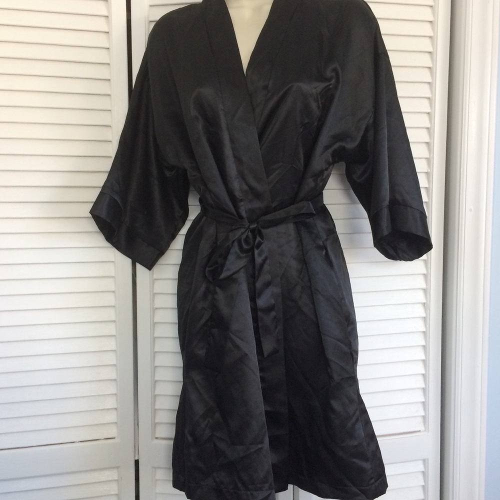 Romantic Moods Vintage Satiny Kimono Short Robe